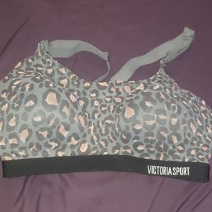 Victoria's Secret SPORT sports bra